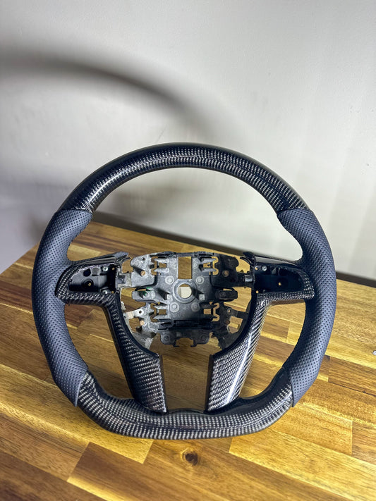 Carbon Fibre Steering Wheel – Holden VE Commodore SS, SV6, SSV, Calais, HSV (2006–2013)